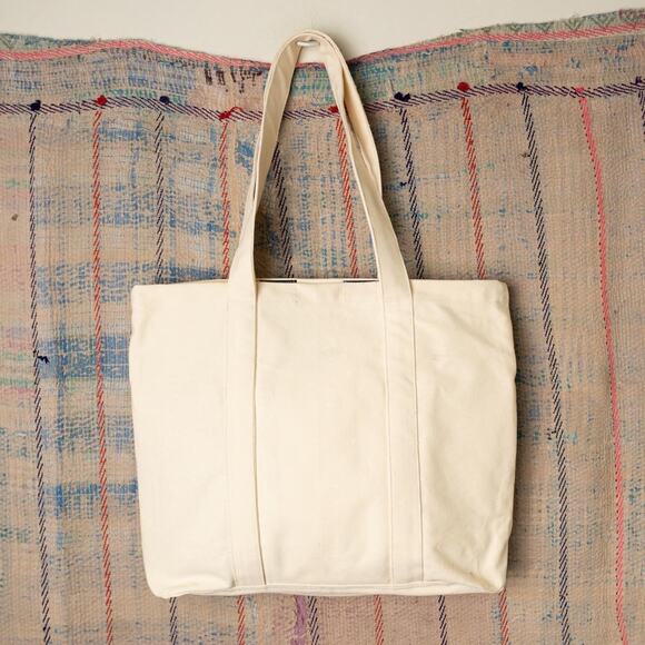 Upcycled carhartt tote bag - Picture 5 of 6